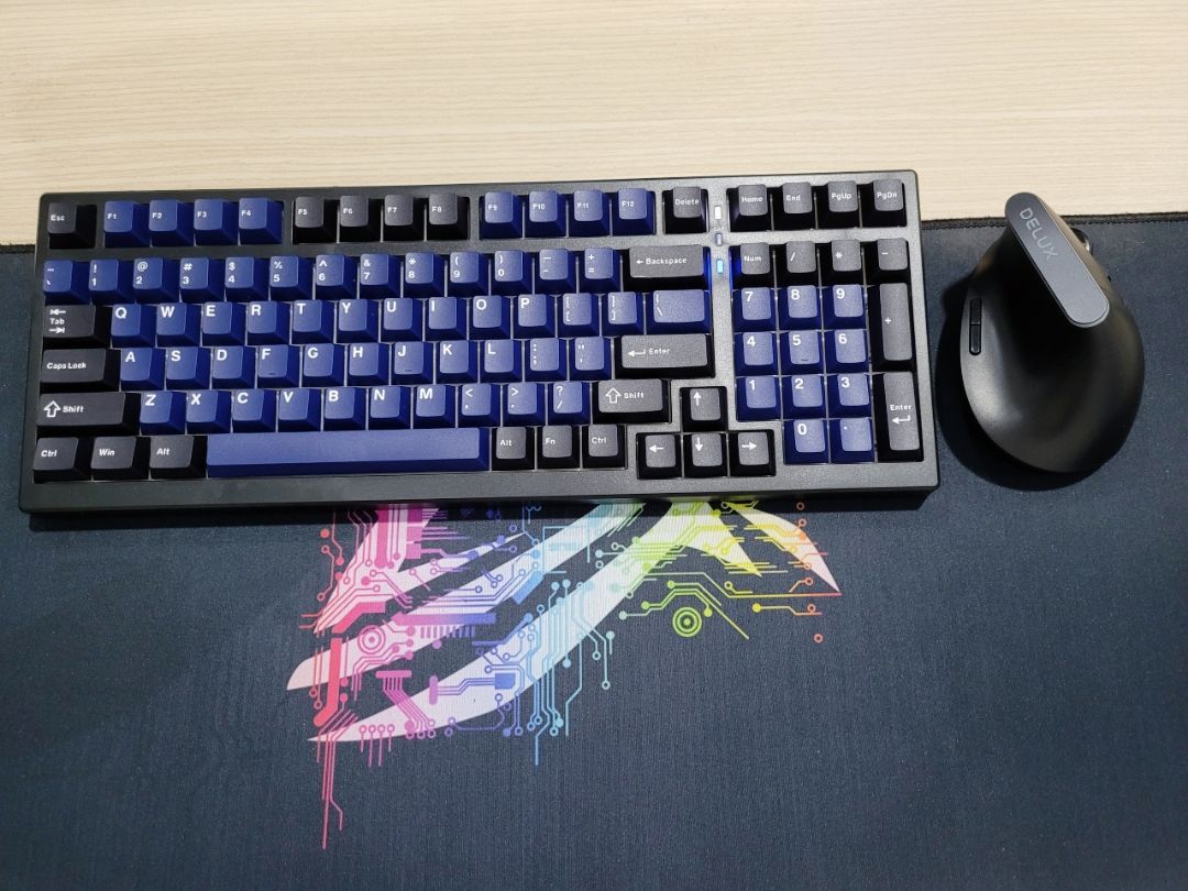 Thiết kế LED RGB của bàn phím Xinmeng
