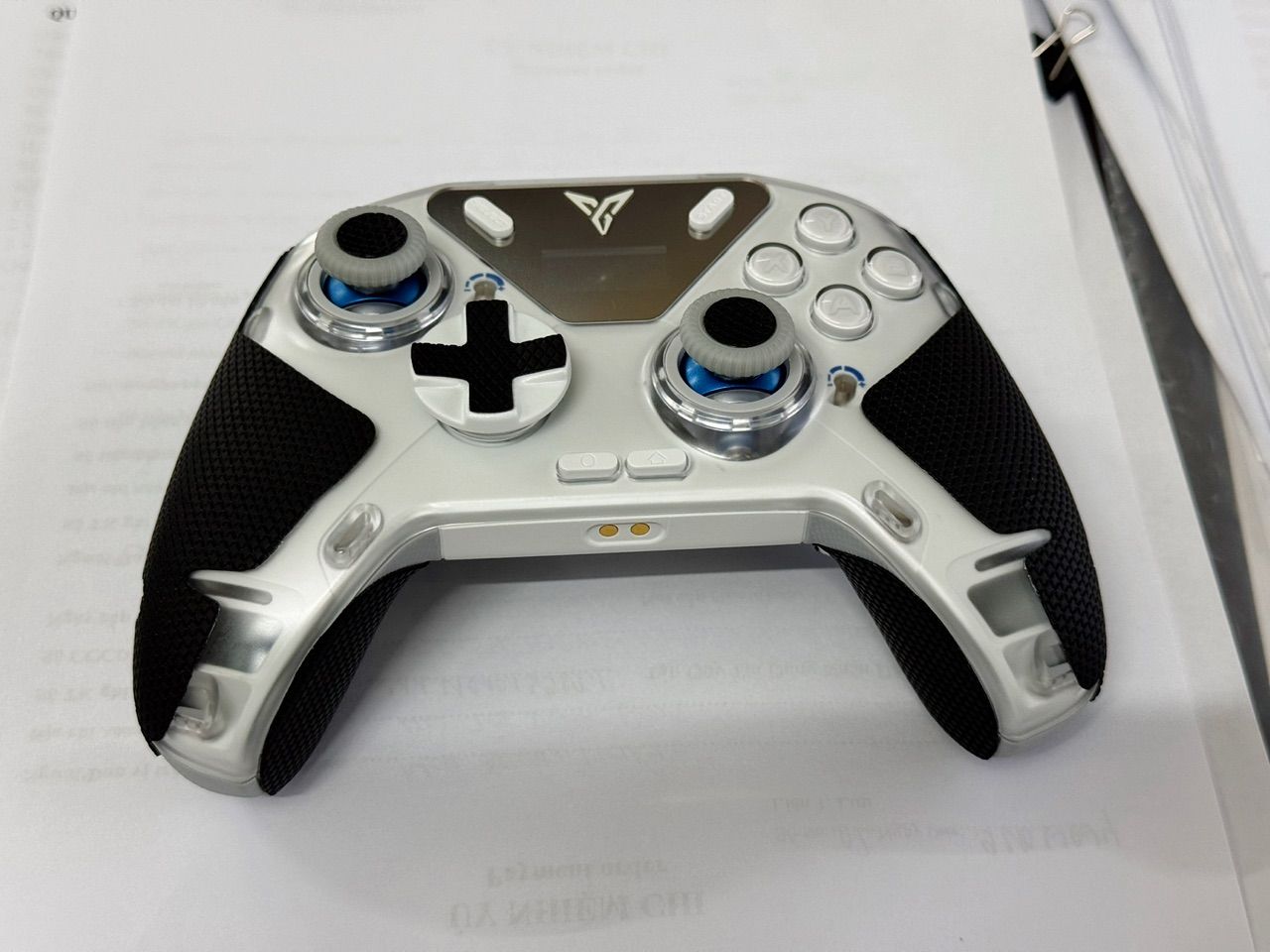 Flydigi Apex 4 dùng cho chơi game
