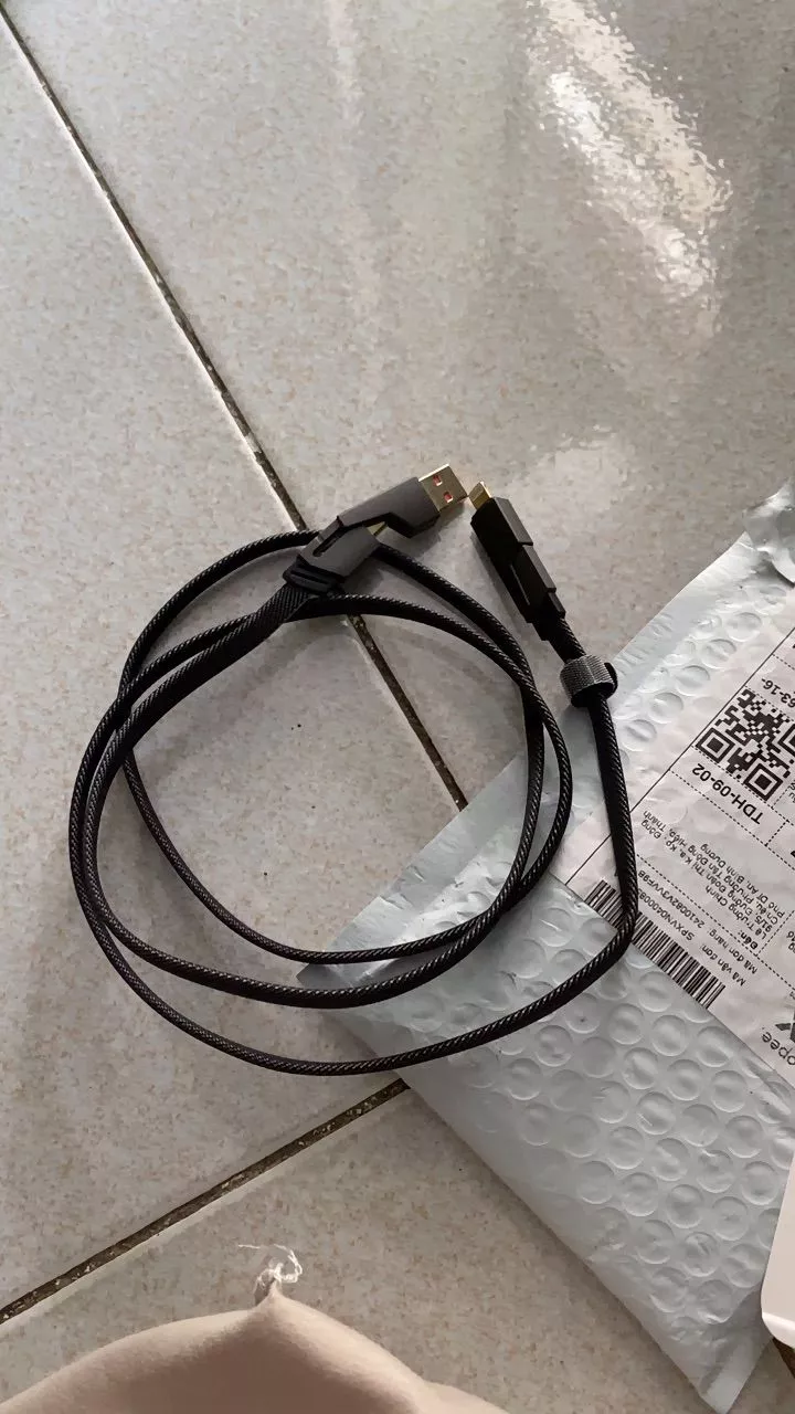 Đầu cắm hợp kim kẽm và vỏ cáp nylon của GOOJODOQ