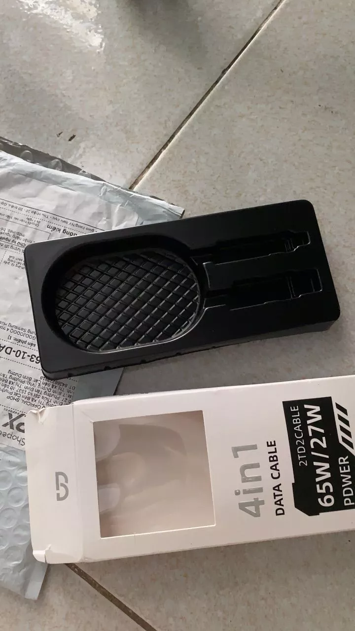 Cáp dữ liệu GOOJODOQ 4 trong 1 hỗ trợ truyền dữ liệu 480Mbps