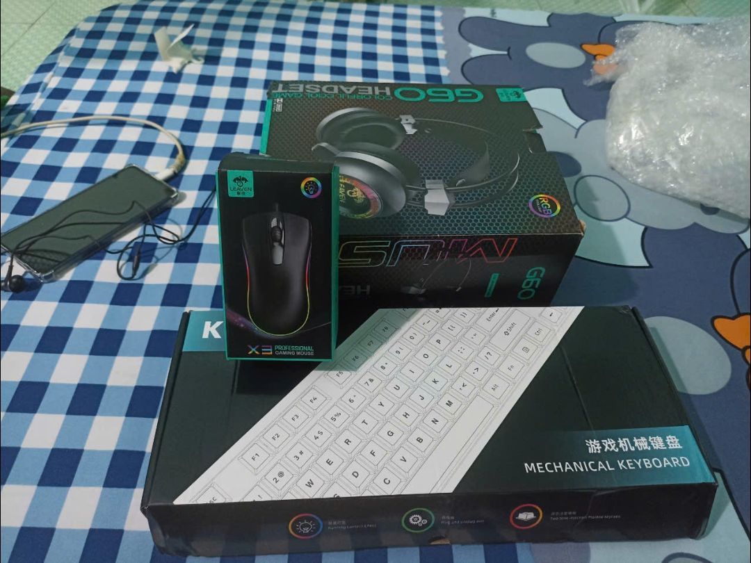 Cụm điều khiển tai nghe E600