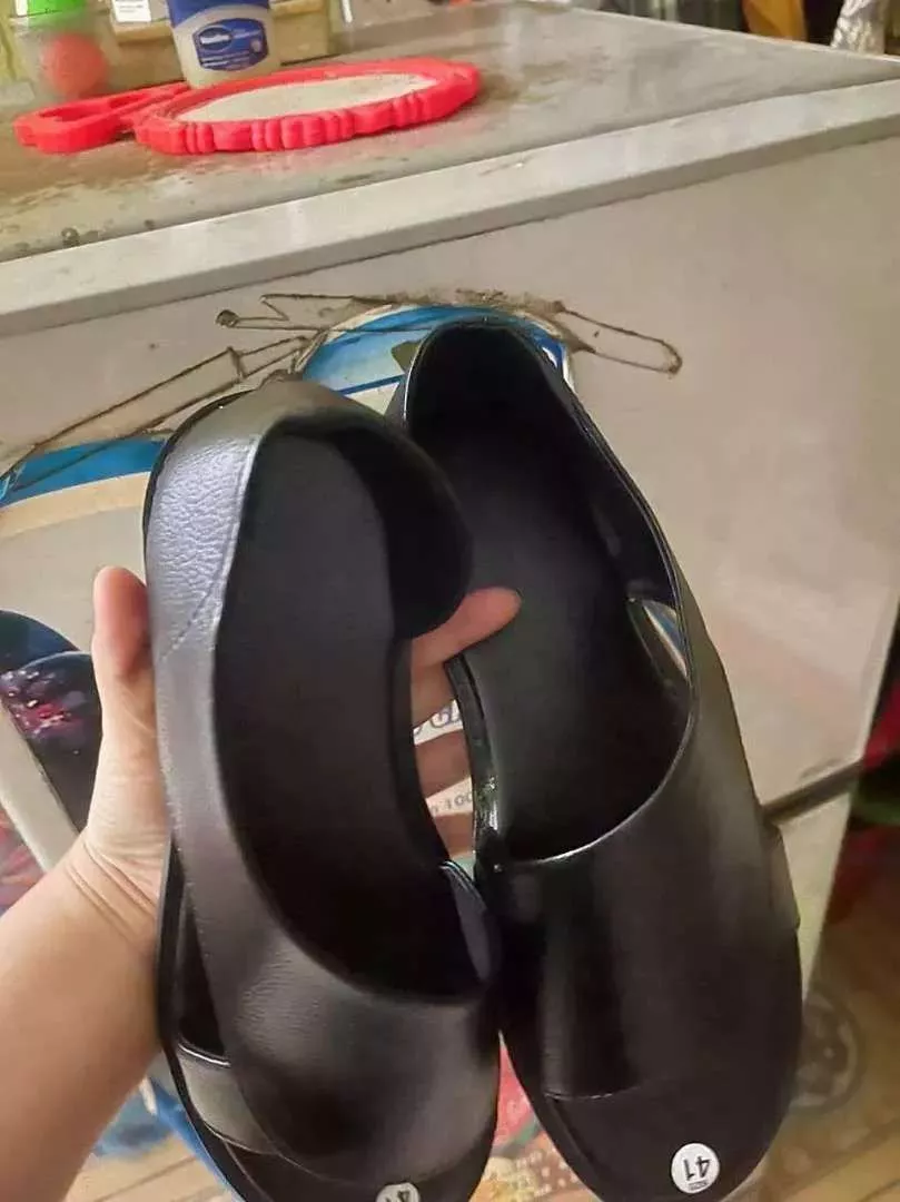 Đế dép sandal nam chống trơn trượt