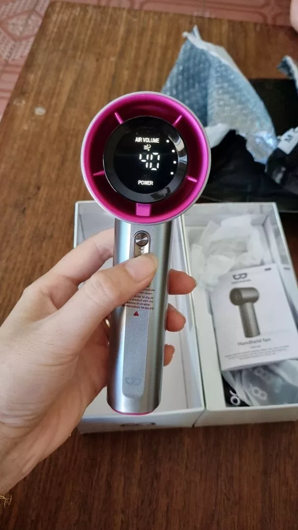 Quạt GOOJODOQ màn hình LED hiển thị tốc độ và pin