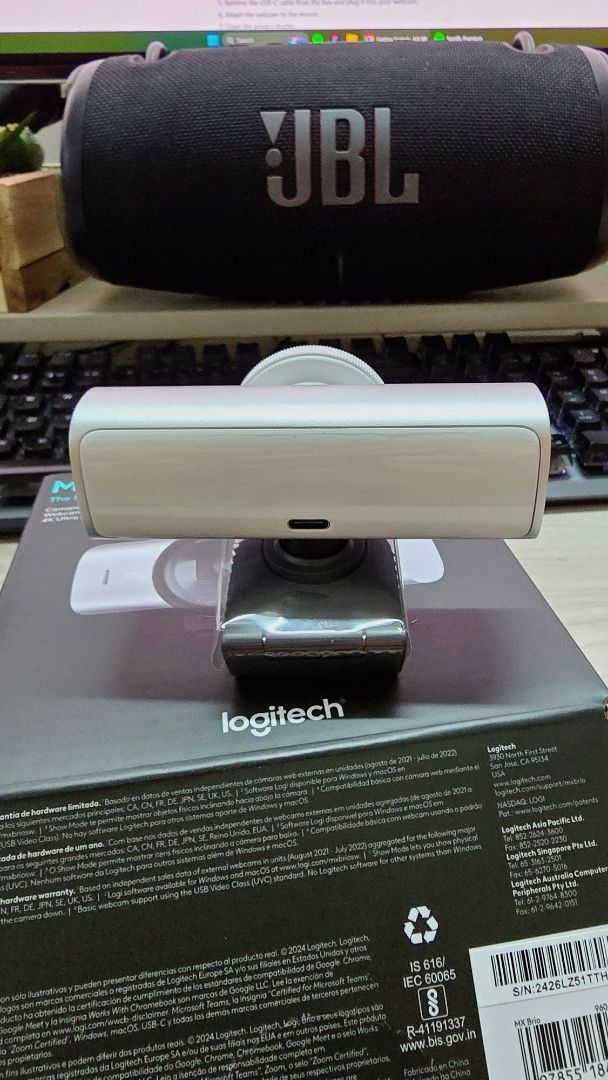 Kẹp gắn webcam Logitech MX BRIO
