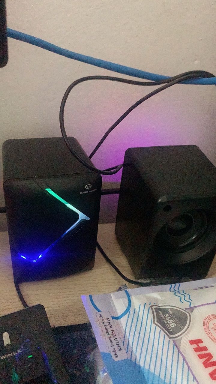 Loa Dark Ailen S5-10 với đèn LED RGB