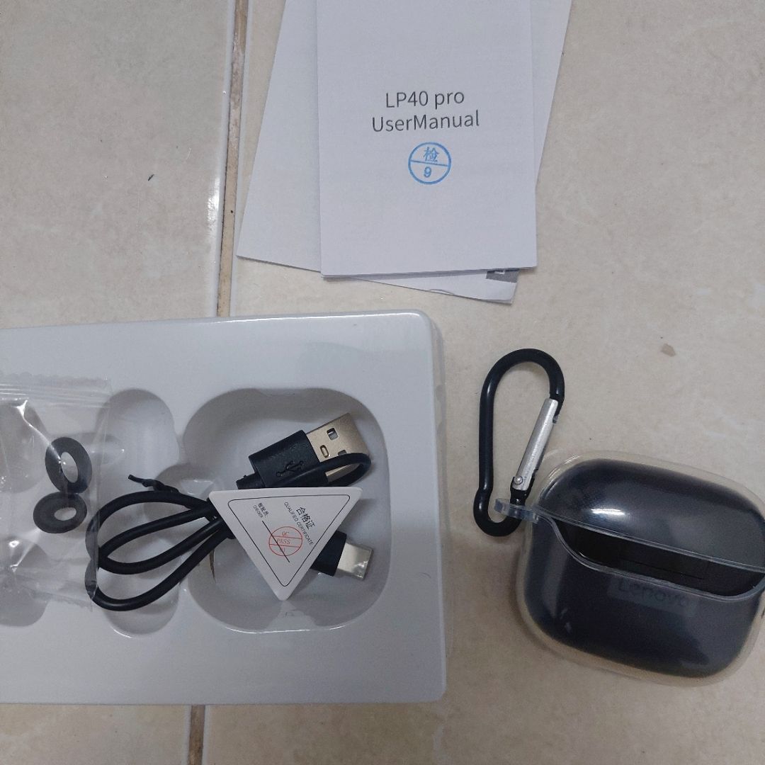 Tai nghe Lenovo LP40 Pro dạng in-ear