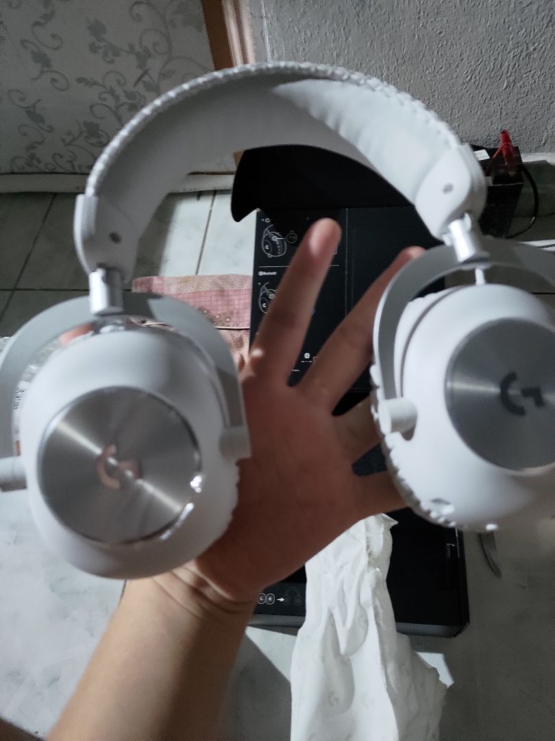 Logitech G Pro X 2 LIGHTSPEED màu đen
