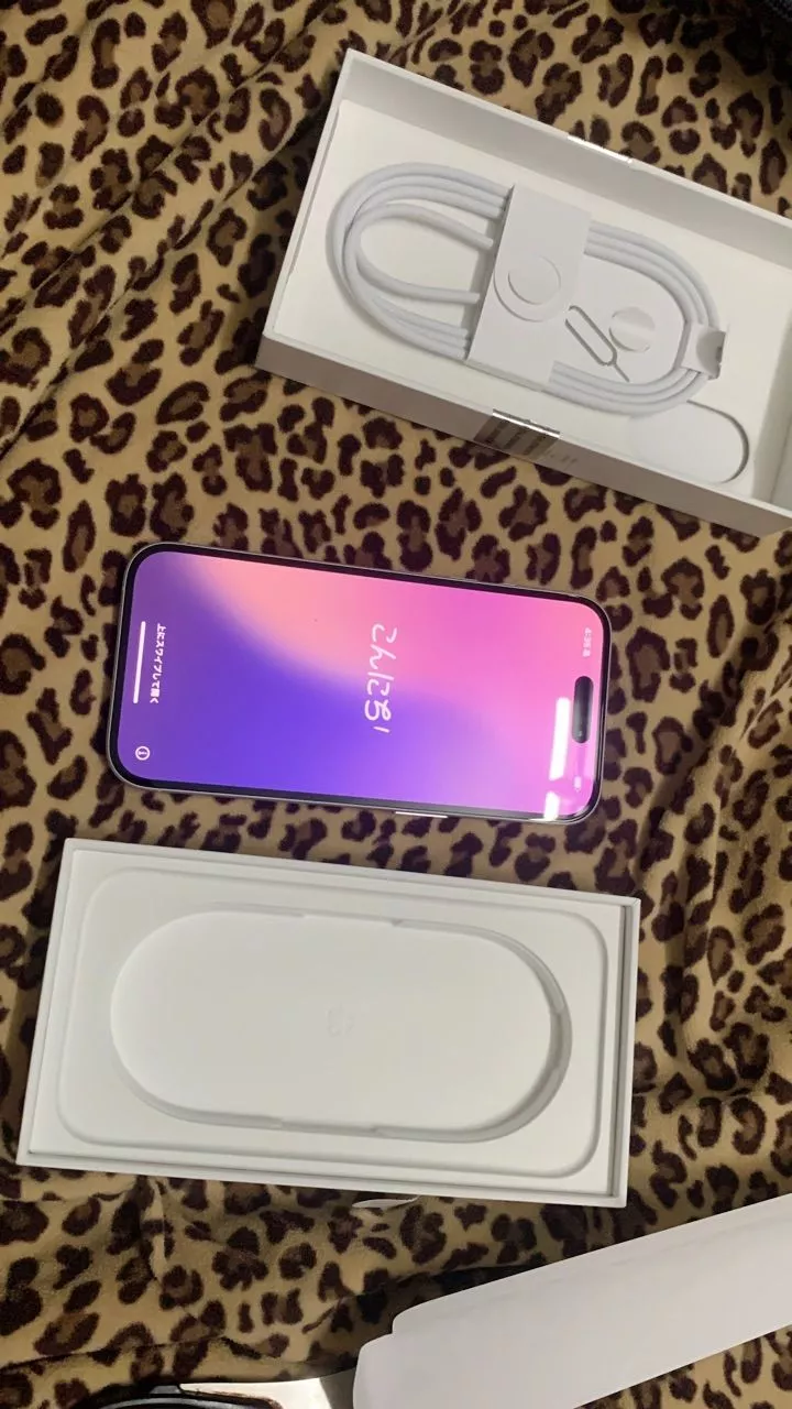 iPhone 16 128GB - góc nhìn sản phẩm