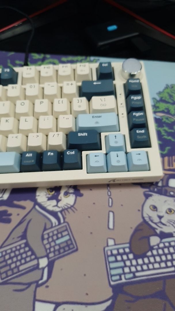 Bàn phím K85 với đèn RGB