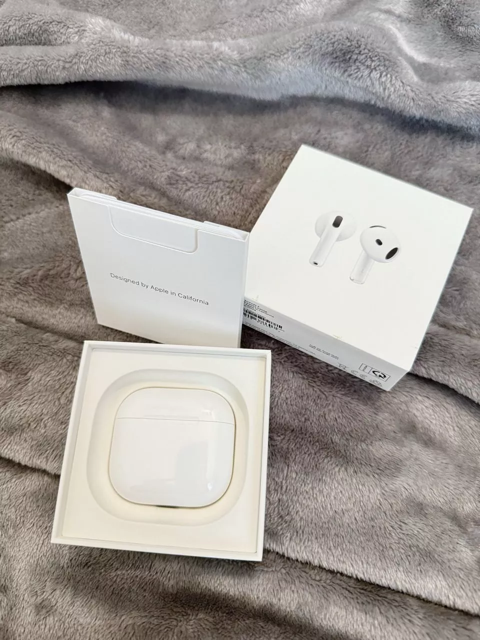 Apple AirPods 4th gen - chi tiết sản phẩm