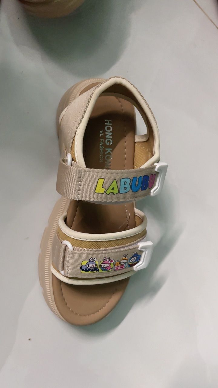 Mẫu Mới Dép LABUBU Hottren Giày Sandal Cho Bé Gái Có Size 30 - ảnh 4