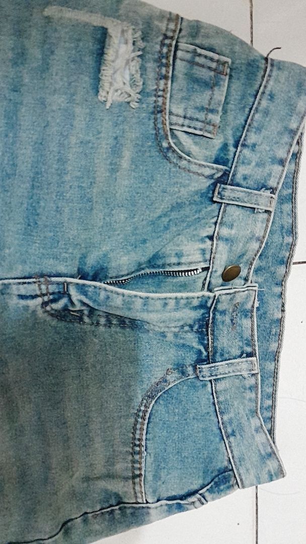 Thumbnail 12