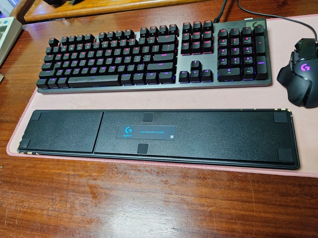 Logitech G Palm Rest phiên bản kỷ niệm