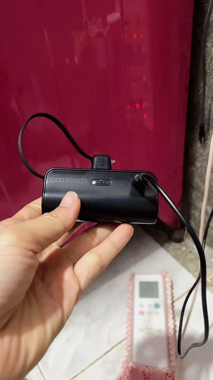 GOOJODOQ sạc dự phòng cho đồng hồ và tai nghe