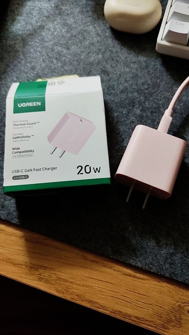 Sạc nhanh Ugreen 20W