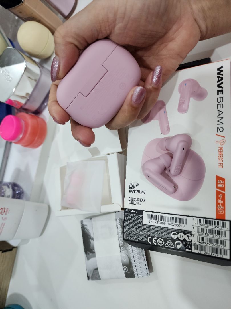 Hộp sạc JBL Wave Beam 2