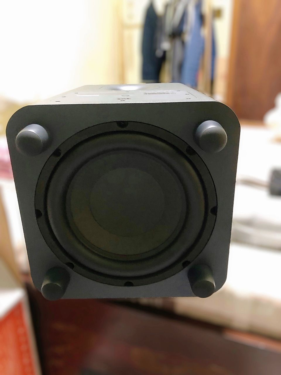 Loa vòm và subwoofer JBL
