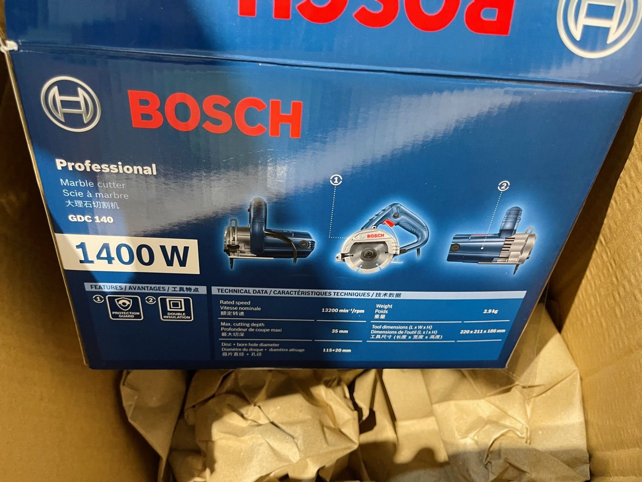 Máy cắt gạch Bosch GDC 140
