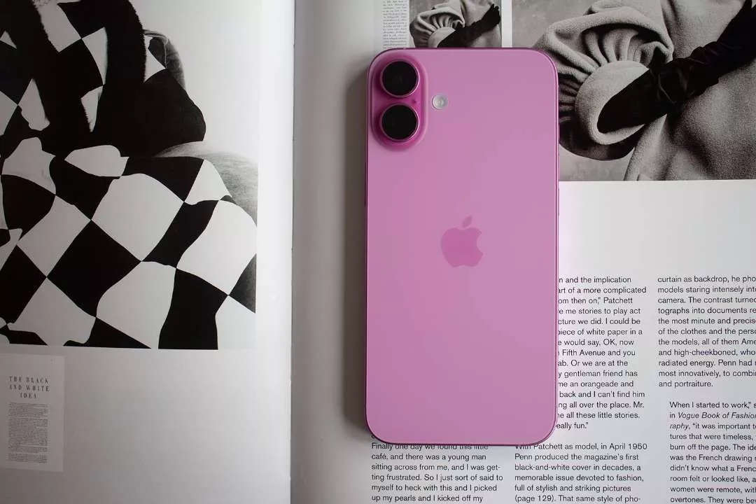 iPhone 16 cụm camera sau