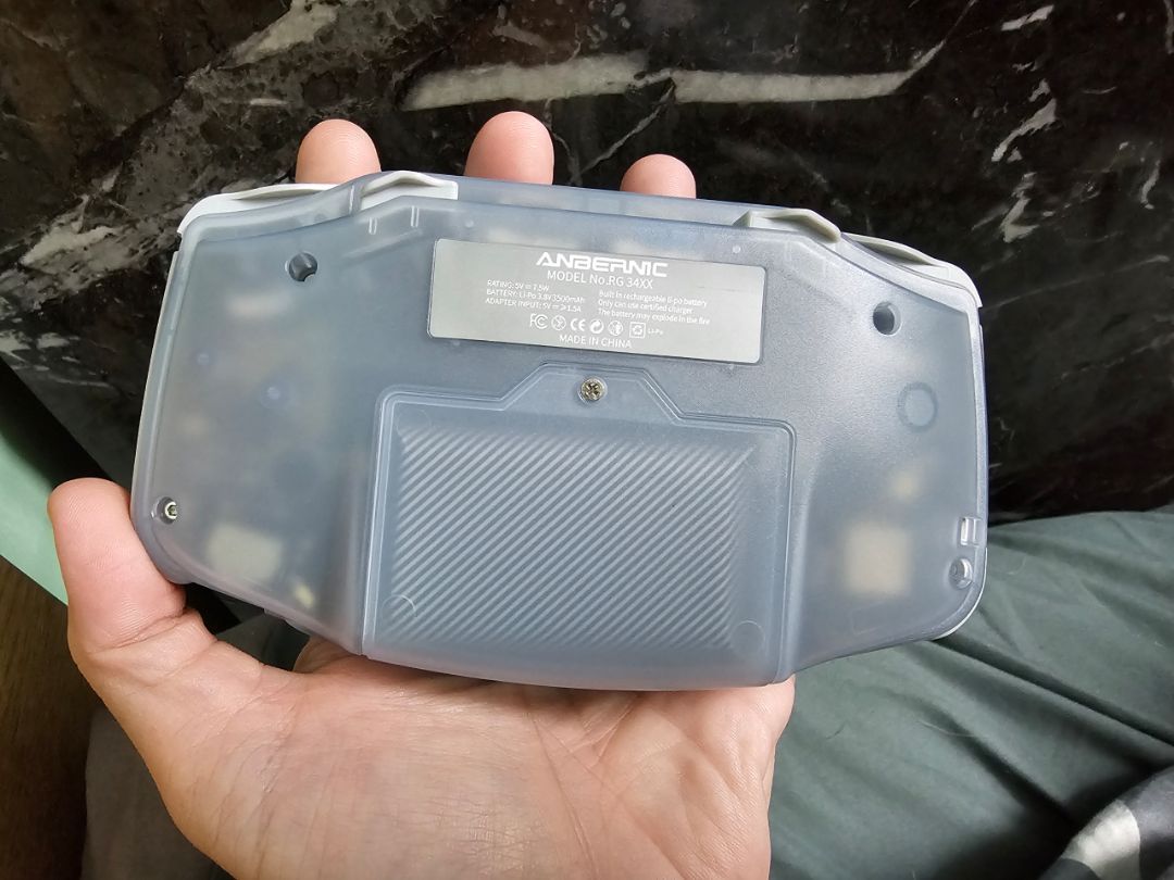 Anbernic RG34XX và phụ kiện