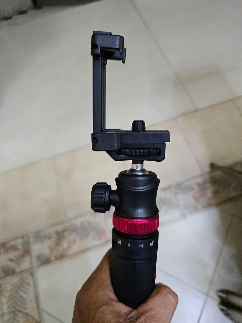 Tripod Ulanzi MT-44 cho chụp ảnh và quay video
