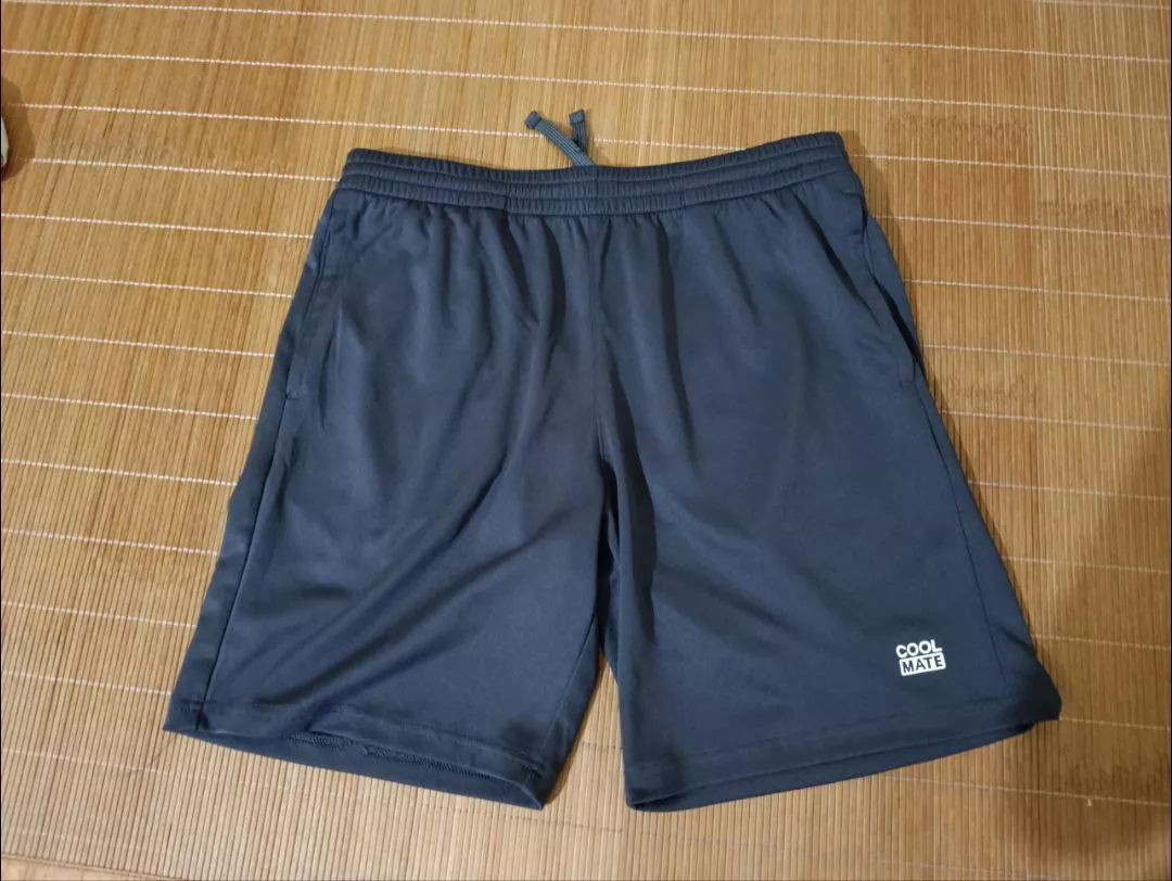 Chi tiết quần short nam