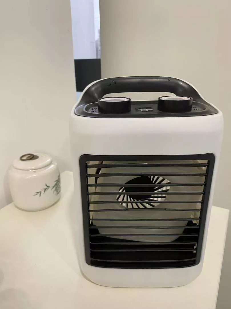 Quạt mini Wameli WA-99 thiết kế nhỏ gọn