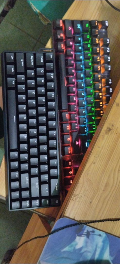 Bàn phím AULA WIN68 có LED RGB