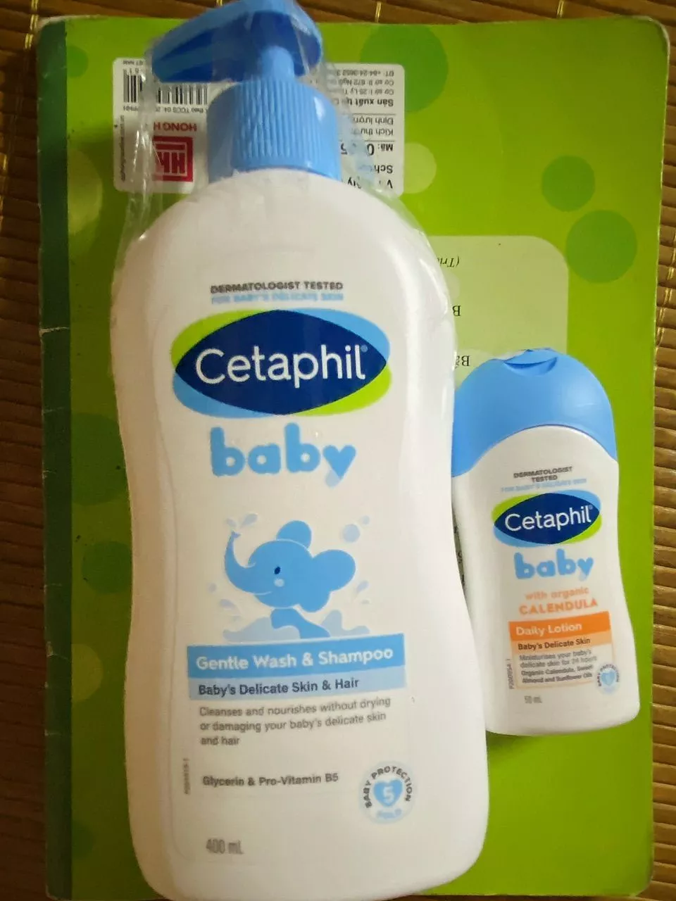 Sữa tắm gội Cetaphil dịu lành cho bé 400ml