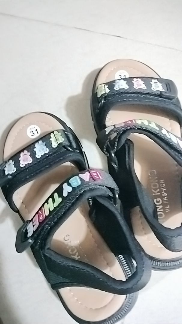 Mẫu Mới Dép LABUBU Hottren Giày Sandal Cho Bé Gái Có Size 30 - ảnh 1