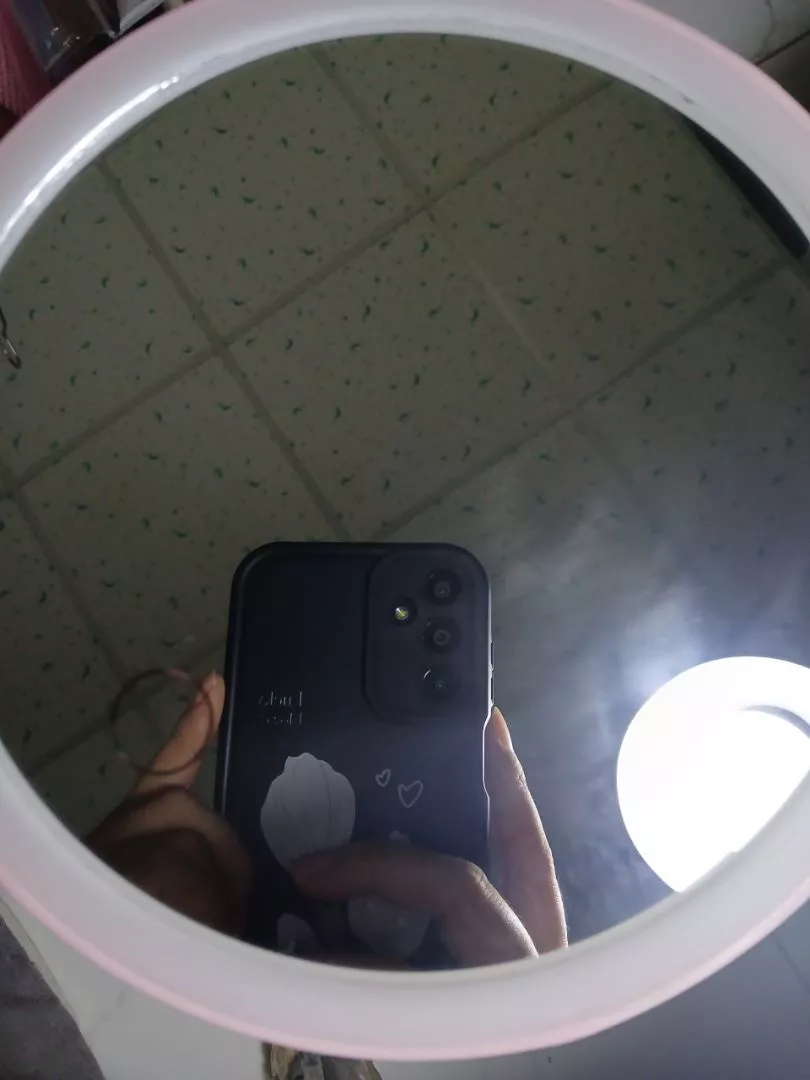Gương trang điểm để bàn LED gọn gàng