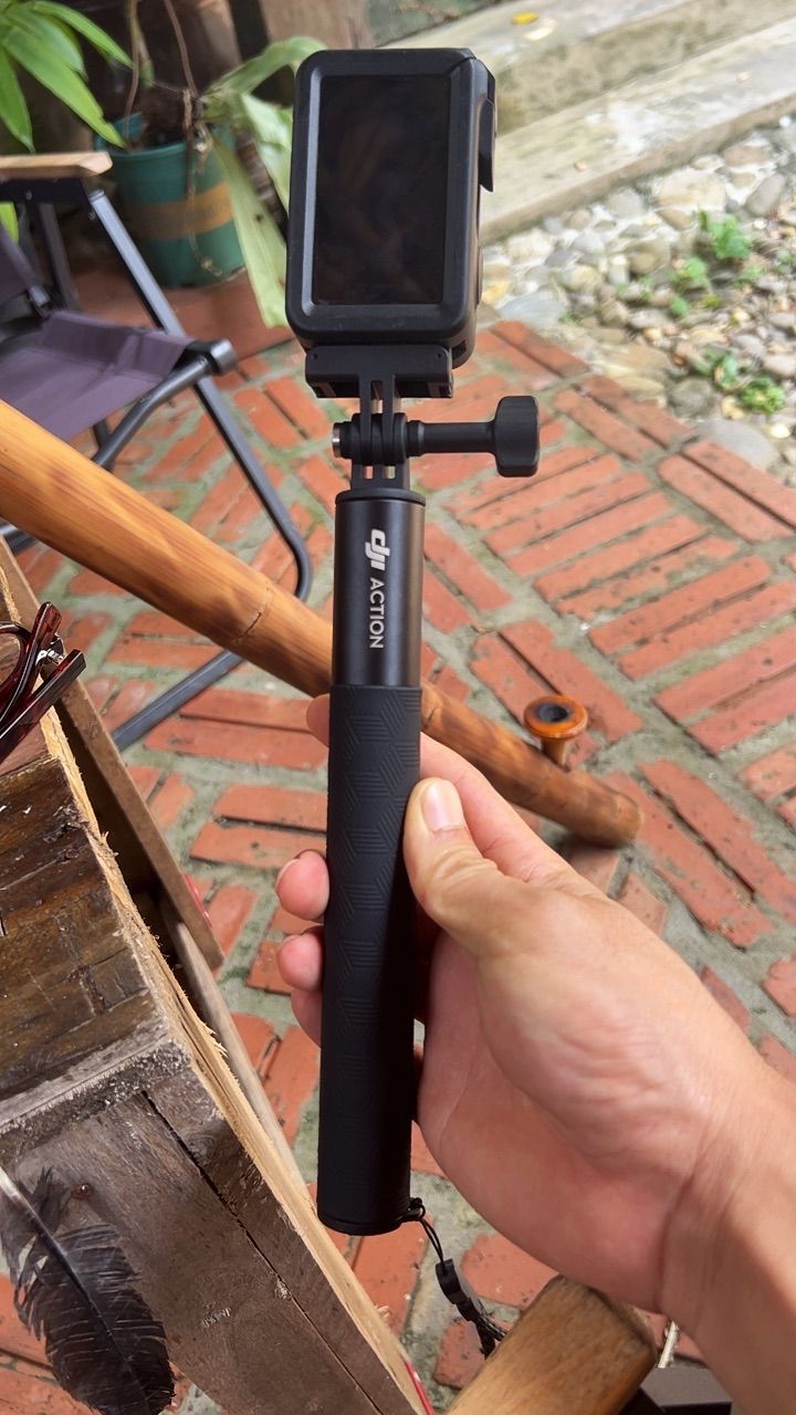 Giá đỡ và vít khóa Osmo