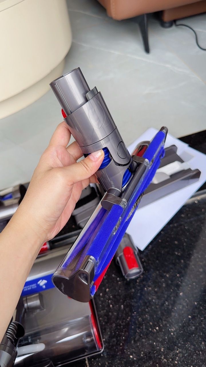Dyson Digital Slim Submarine dùng cho việc làm sạch