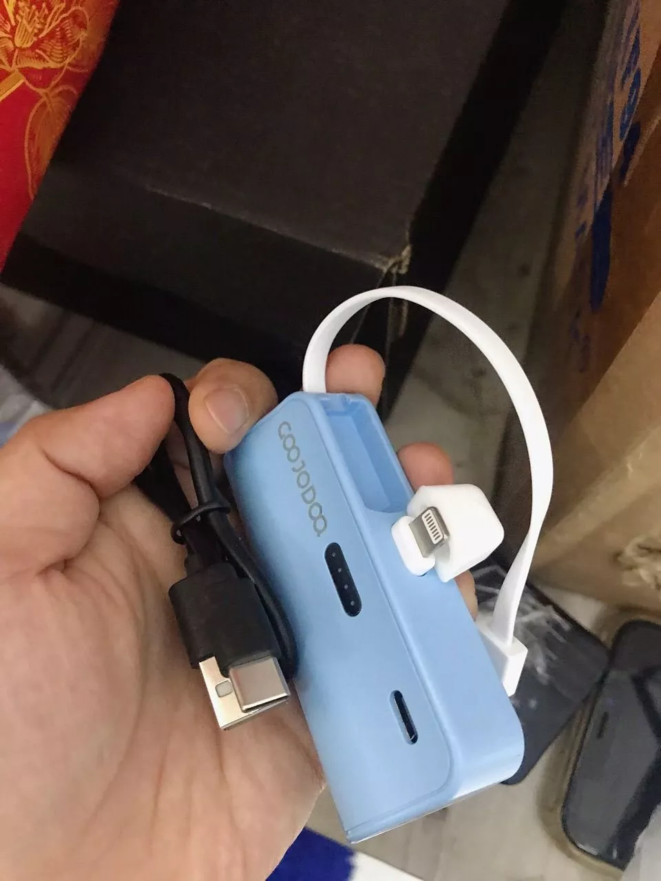 GOOJODOQ 5000mAh power bank thiết kế nhỏ gọn