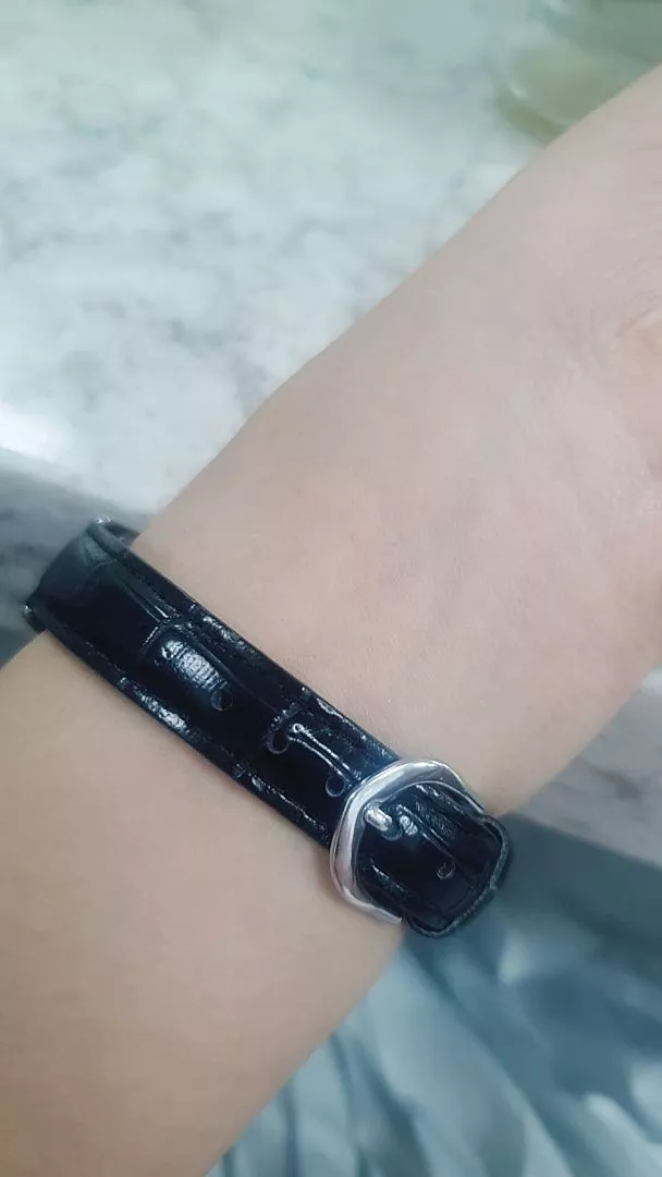 Chi tiết dây da và khóa đồng hồ Casio LTP-V001L-7BUDF