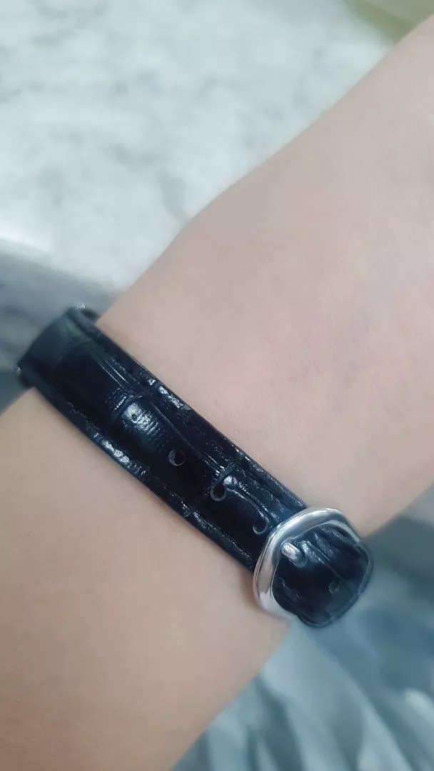 Hộp đựng và tem bảo hành điện tử Anh Khuê