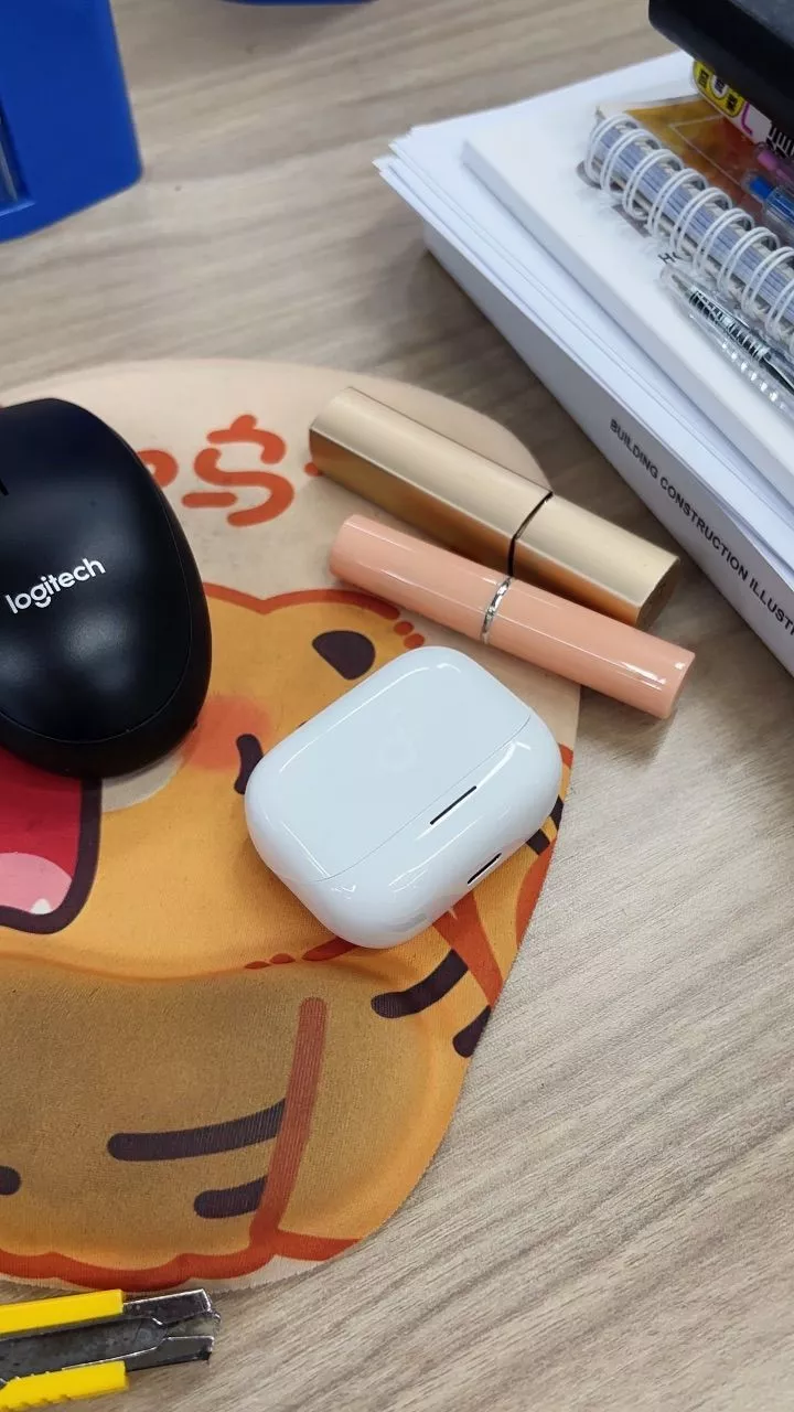 Soundcore K20i - góc nhìn tổng thể