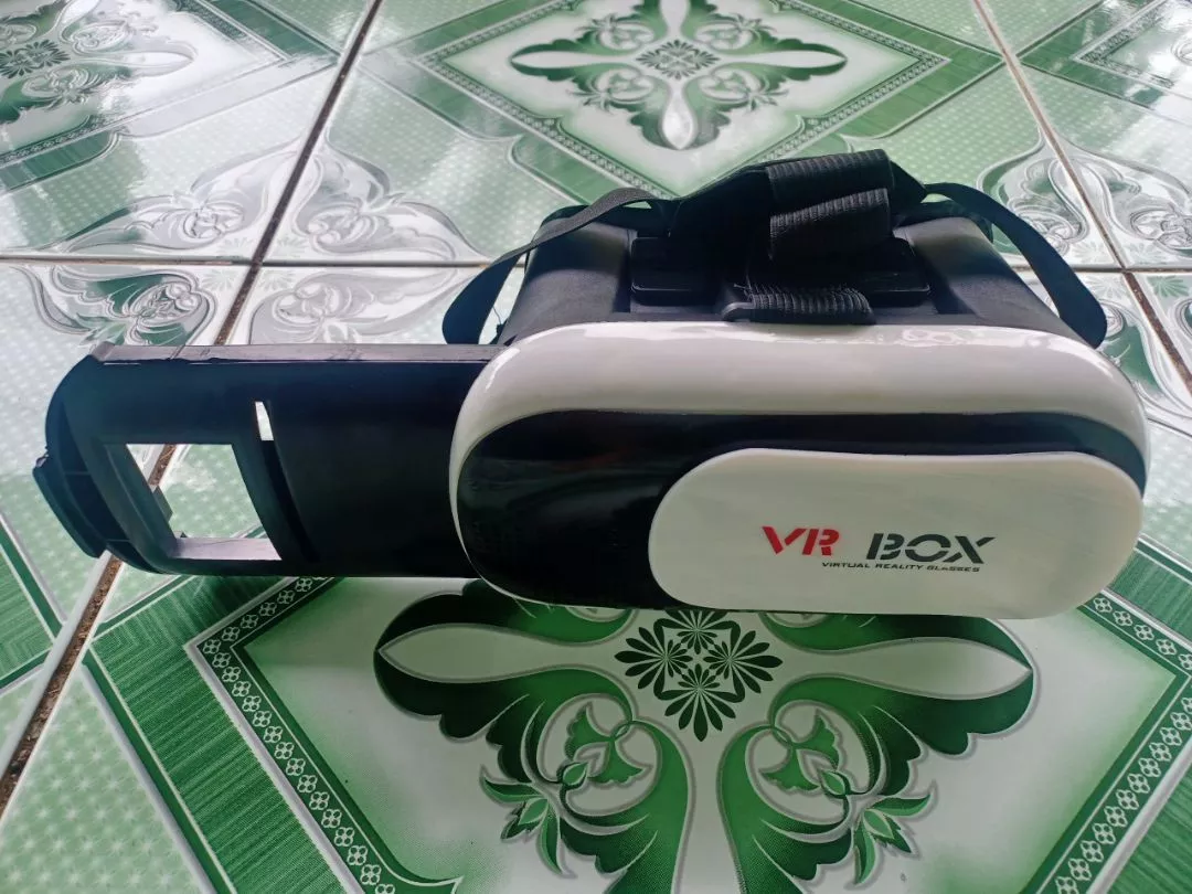 Kính thực tế ảo VR Box phiên bản 2 - thiết kế mặt trước