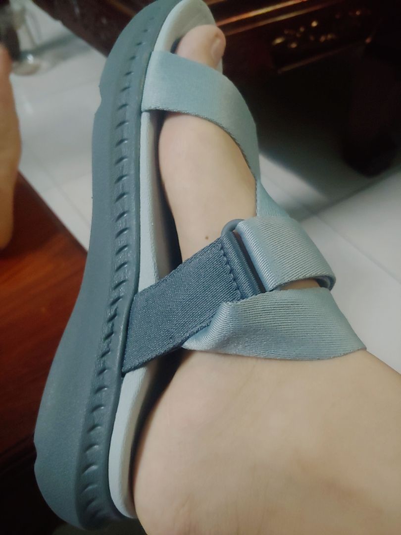 Mẫu sandal Shondo F7R