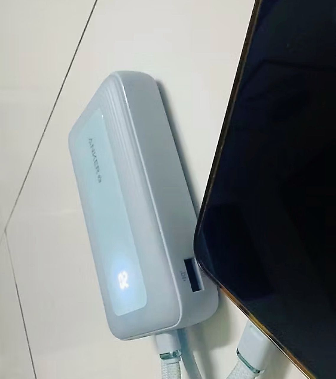 Màn hình LED pin