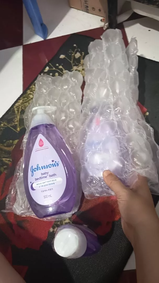 Sữa tắm gội Johnson's Baby Bedtime hương hoa Lavender thư giãn