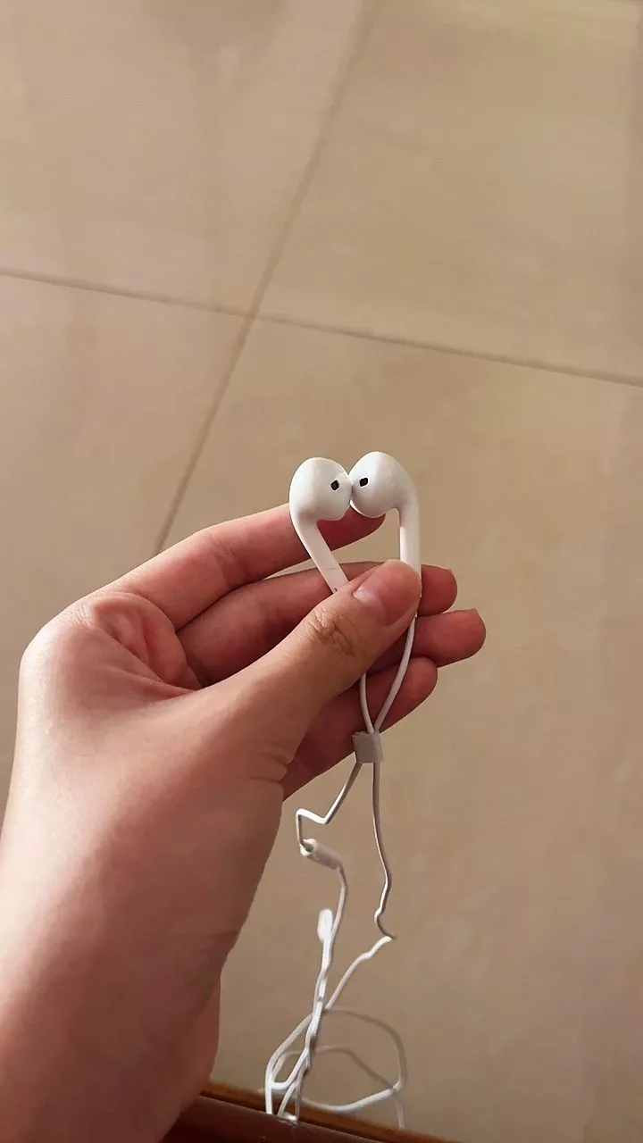 Tai nghe Hoco M111 khi sử dụng