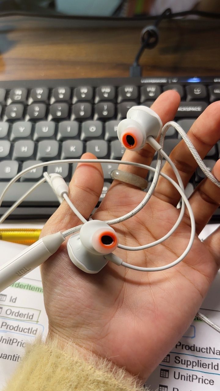 Phụ kiện JBL Quantum 50C