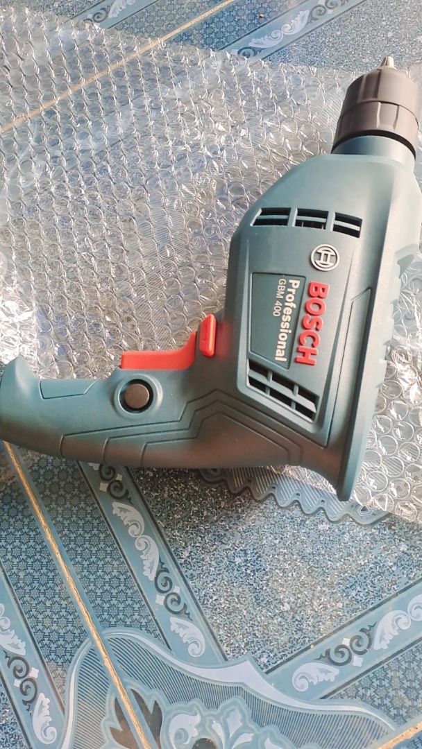 Tay cầm máy khoan Bosch GBM 400