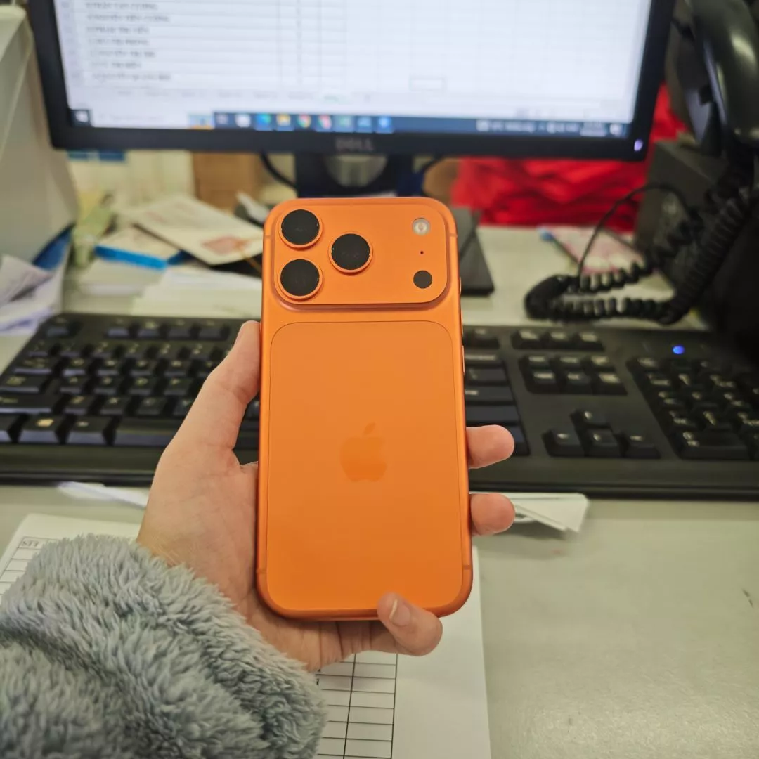 iPhone 17 Pro cụm camera