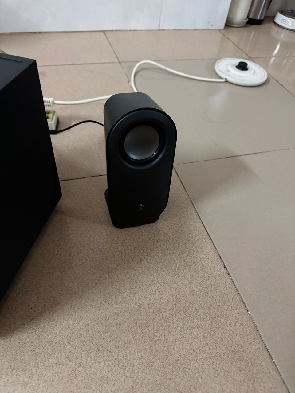 Nút xoay điều khiển Logitech Z407