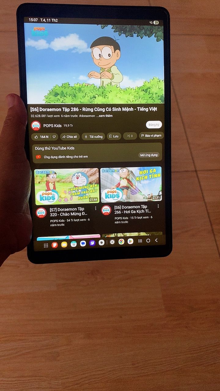 Camera và loa trên Samsung Galaxy Tab A11