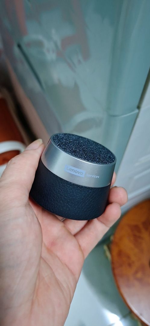 Loa Bluetooth Lenovo HD103 và phụ kiện