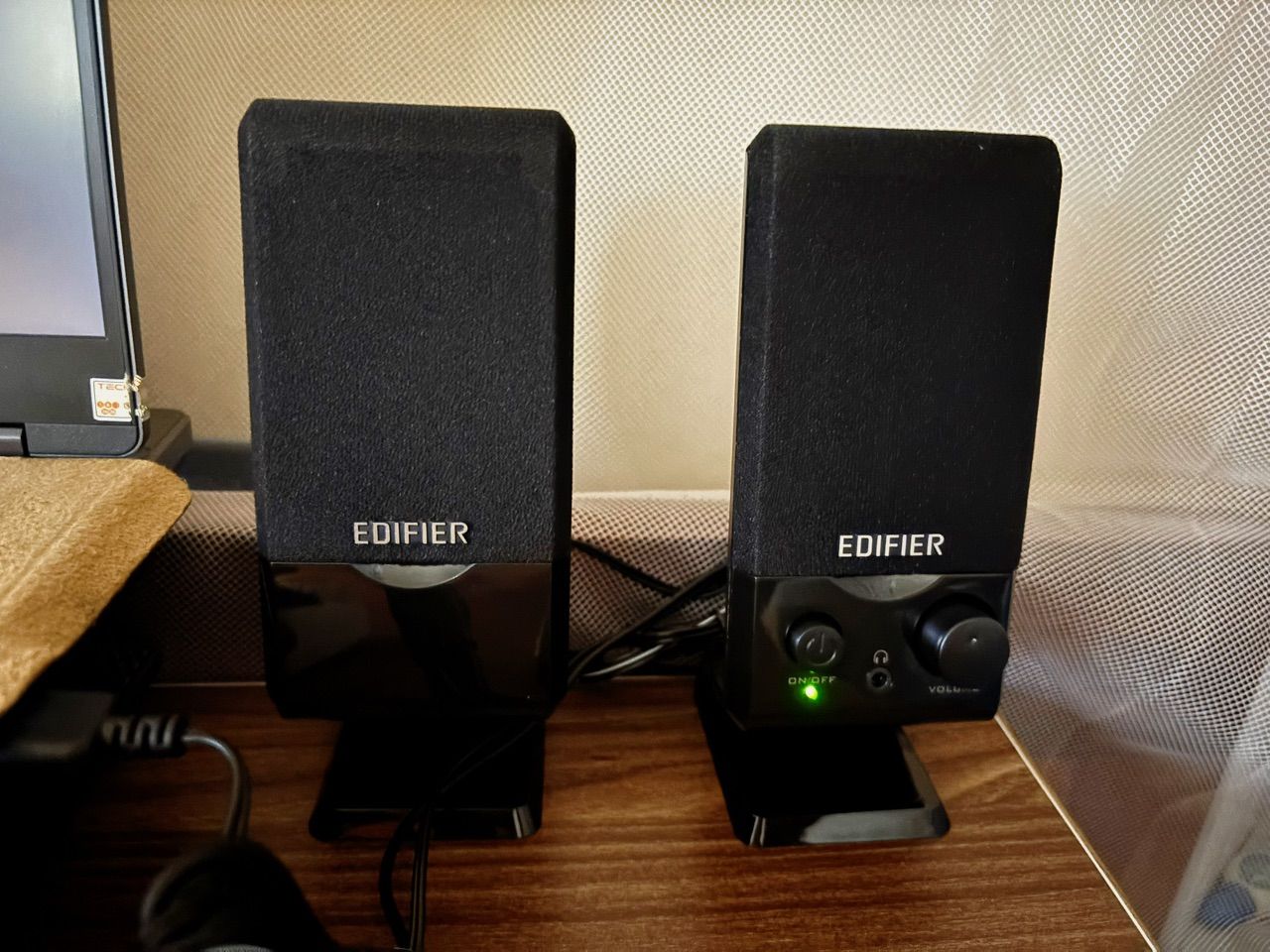 Loa EDIFIER M1250 kết nối có dây