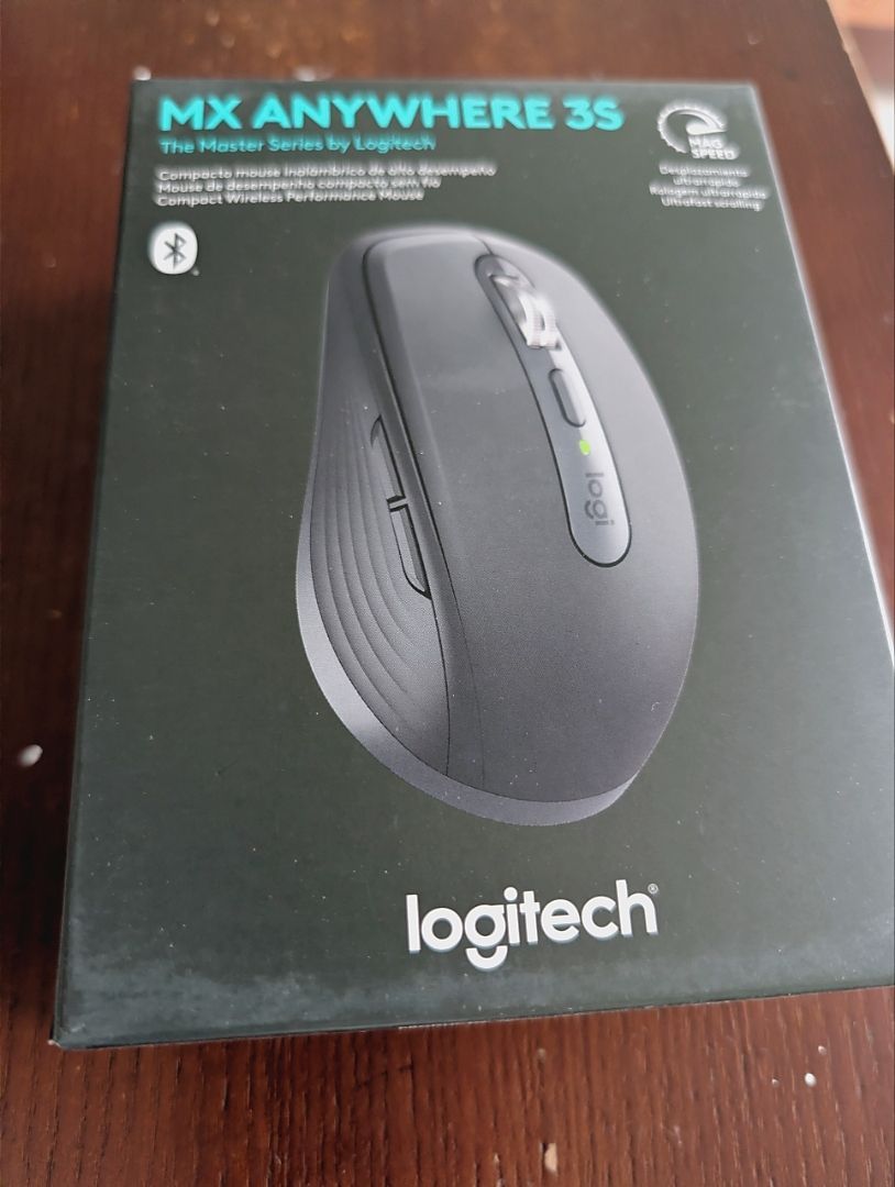Bộ phụ kiện Logitech MX Keys Mini và MX Anywhere 3S